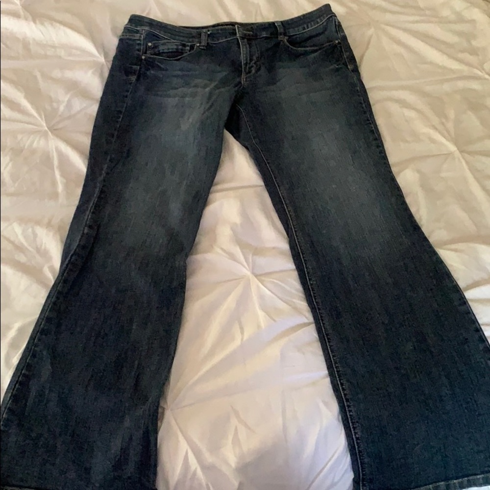 GREAT CONDITION White House Black Market Jeans